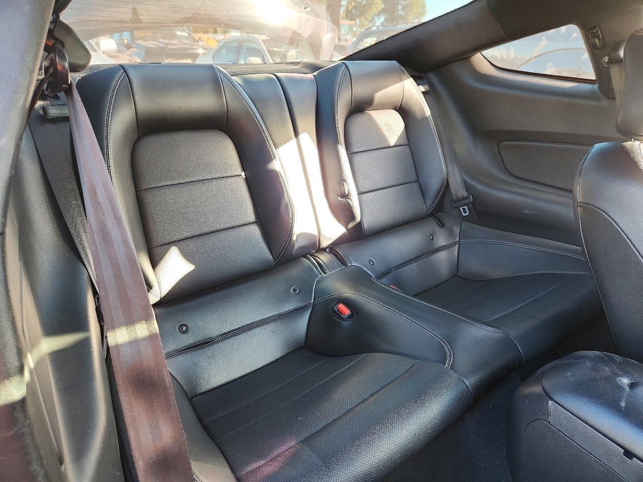 2021 Ford Mustang - zdjęcie 10