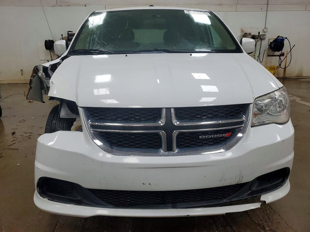 2016 Dodge Grand Caravan Sxt - zdjęcie 5