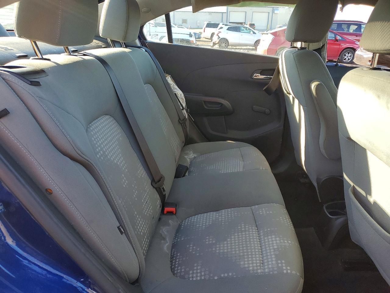 2013 Chevrolet Sonic Ls - zdjęcie 10