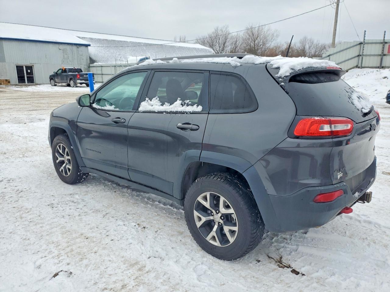 2016 Jeep Cherokee Trailhawk - zdjęcie 2