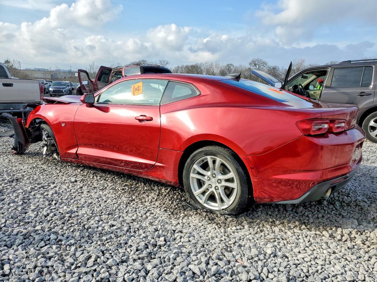 2021 Chevrolet Camaro Ls - zdjęcie 2