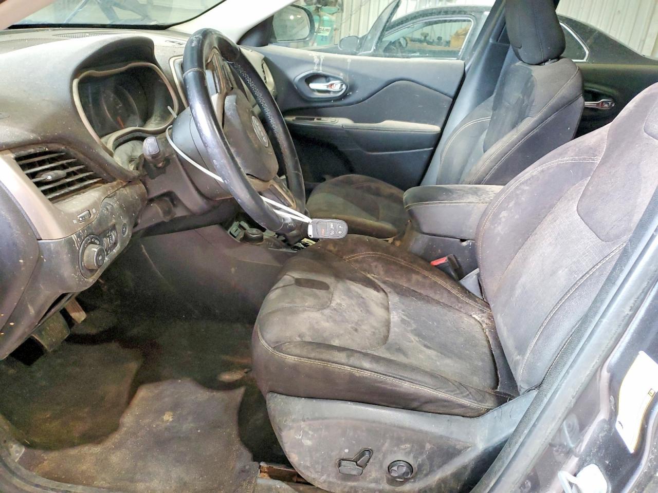 2016 Jeep Cherokee Latitude - zdjęcie 7