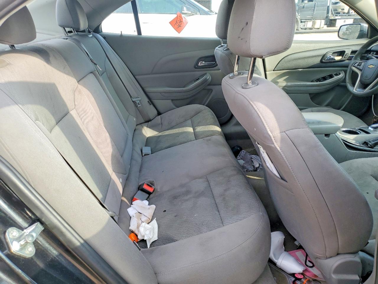 2015 Chevrolet Malibu Ls - zdjęcie 10