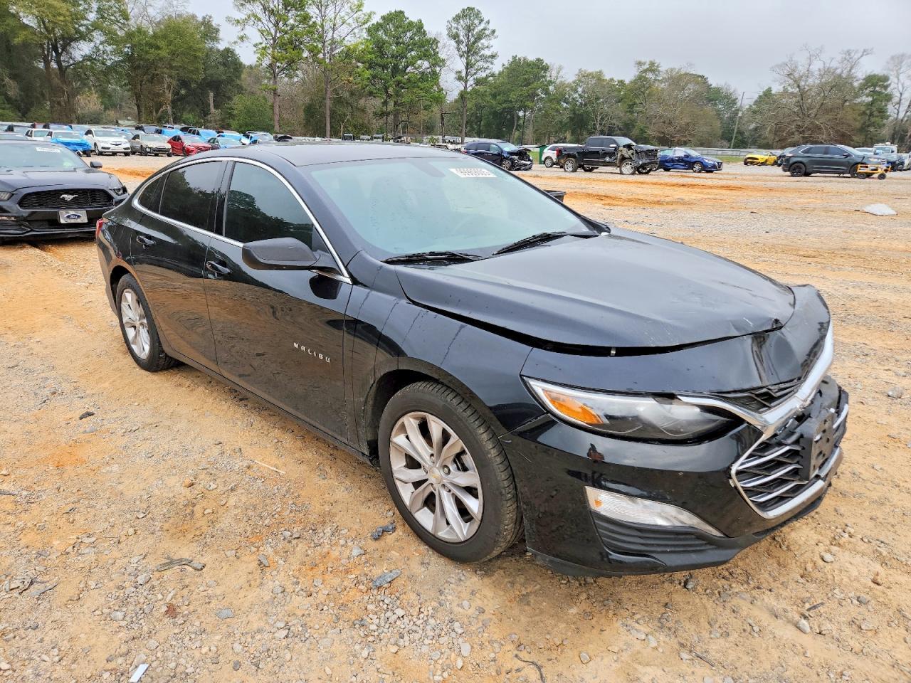 2022 Chevrolet Malibu Lt - zdjęcie 4