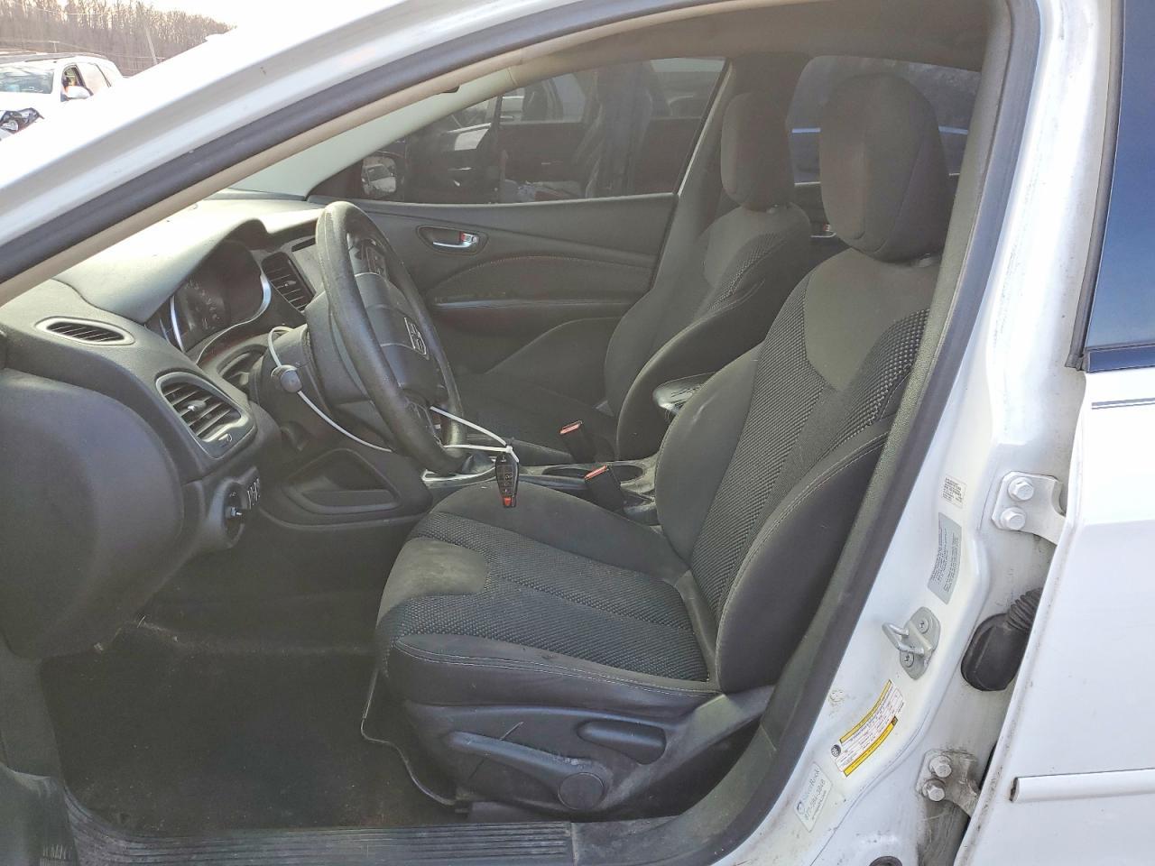 2015 Dodge Dart Sxt - zdjęcie 7