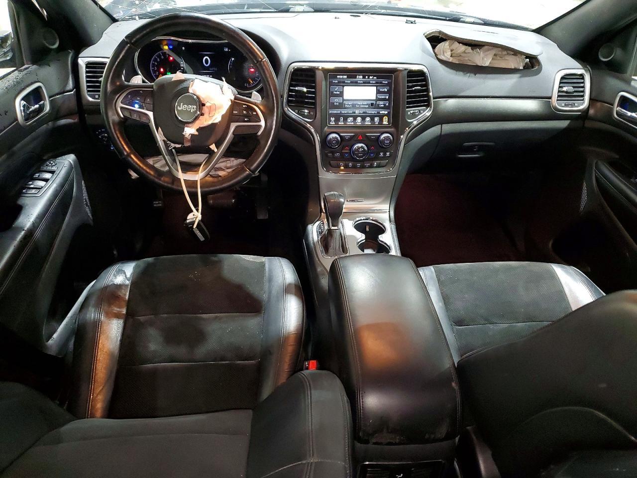 2017 Jeep Grand Cherokee Laredo - zdjęcie 8