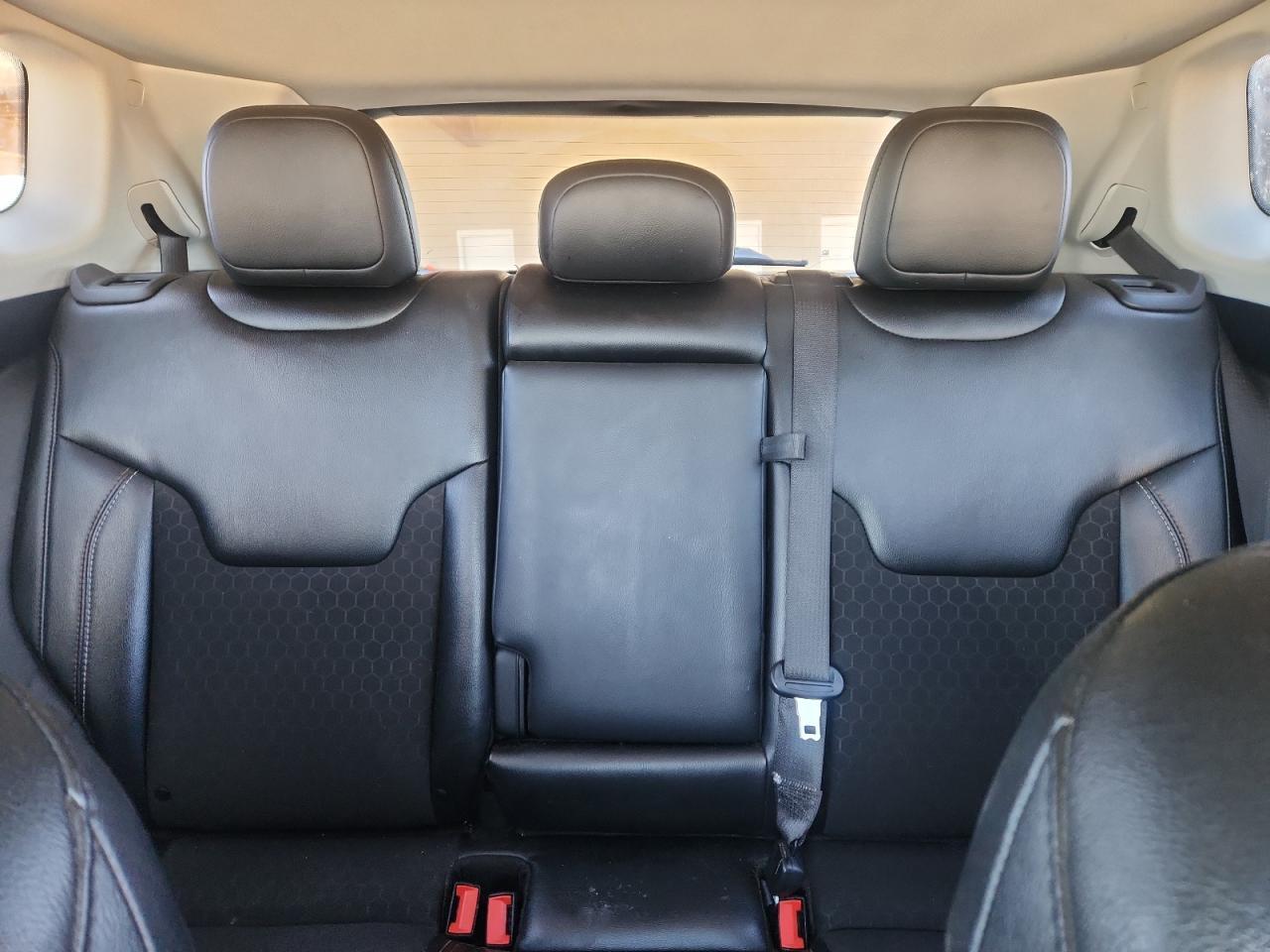 2020 Jeep Compass Latitude - zdjęcie 10