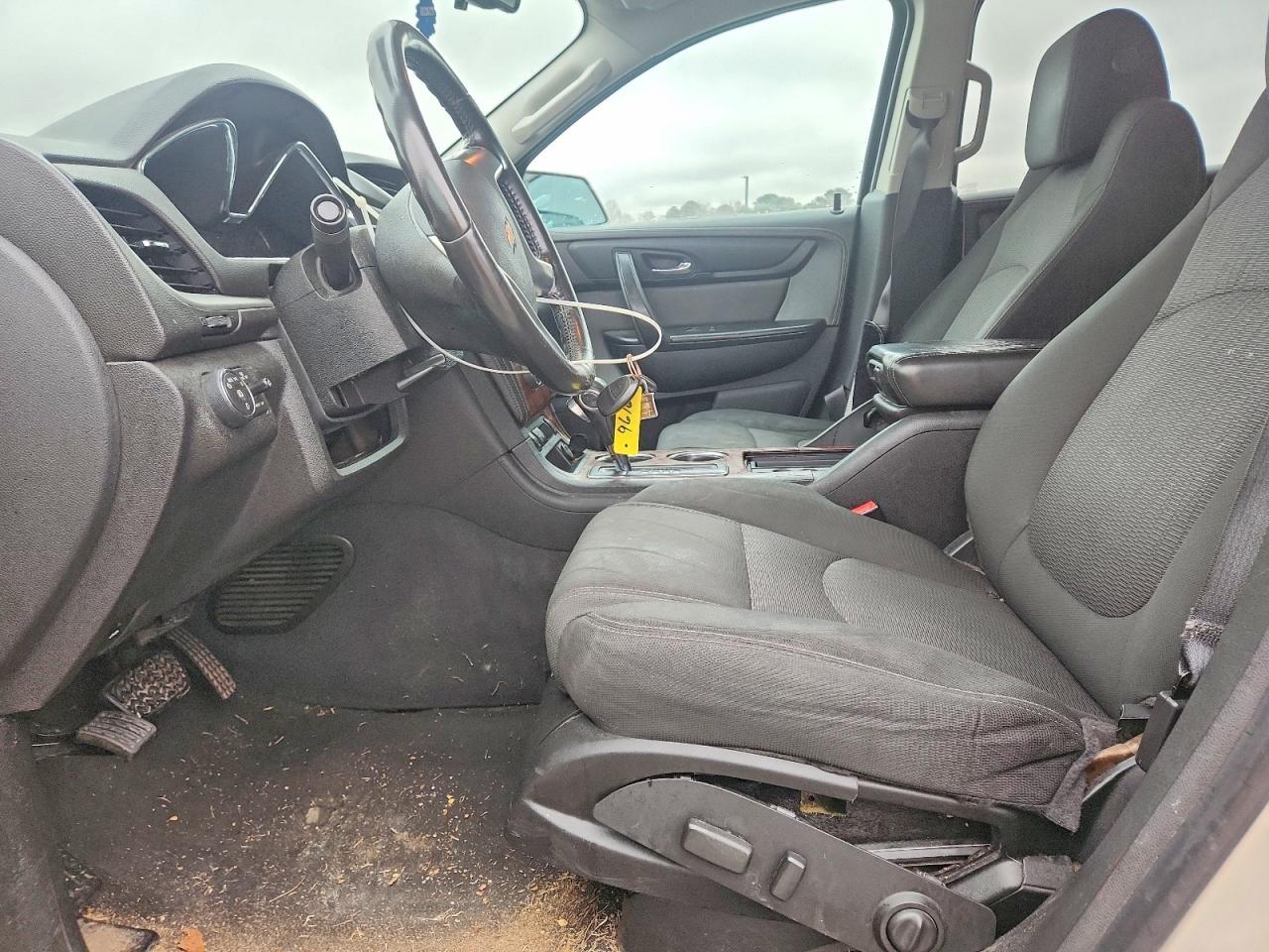 2014 Chevrolet Traverse Lt - zdjęcie 7