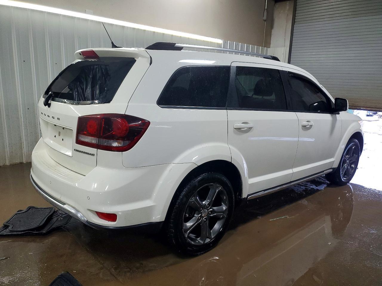 2015 Dodge Journey Crossroad - zdjęcie 3