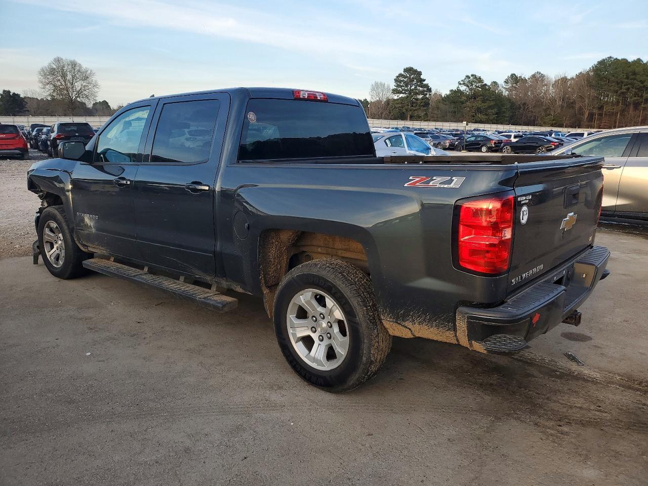 2017 Chevrolet Silverado K1500 Lt - zdjęcie 2