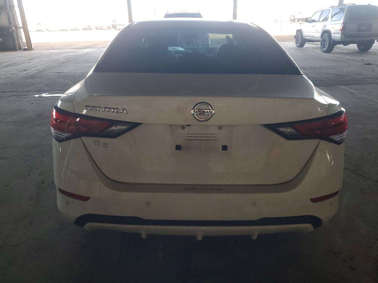 2022 Nissan Sentra S - zdjęcie 6