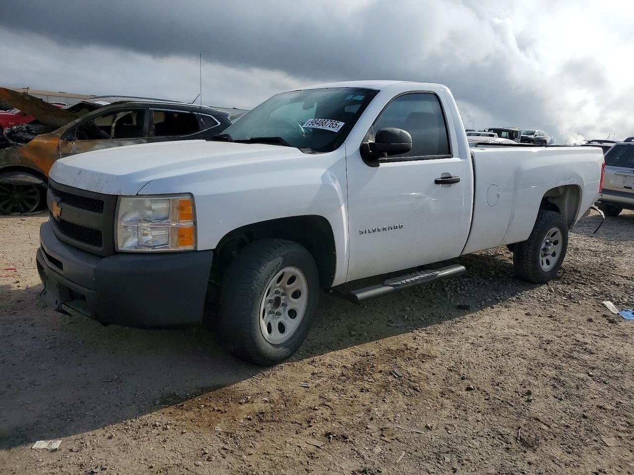 2013 Chevrolet Silverado C1500 - zdjęcie główne