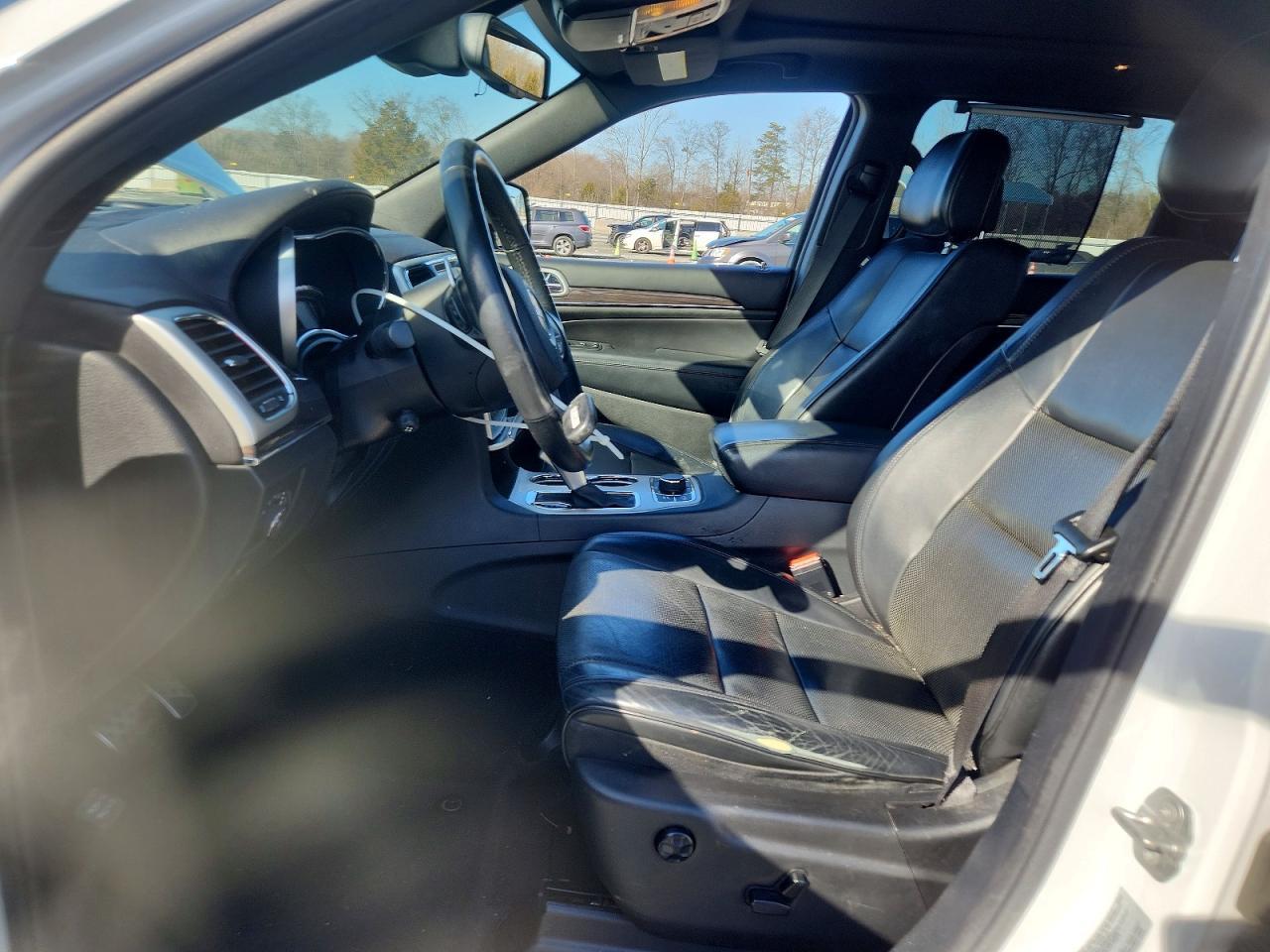 2016 Jeep Grand Cherokee Overland - zdjęcie 7