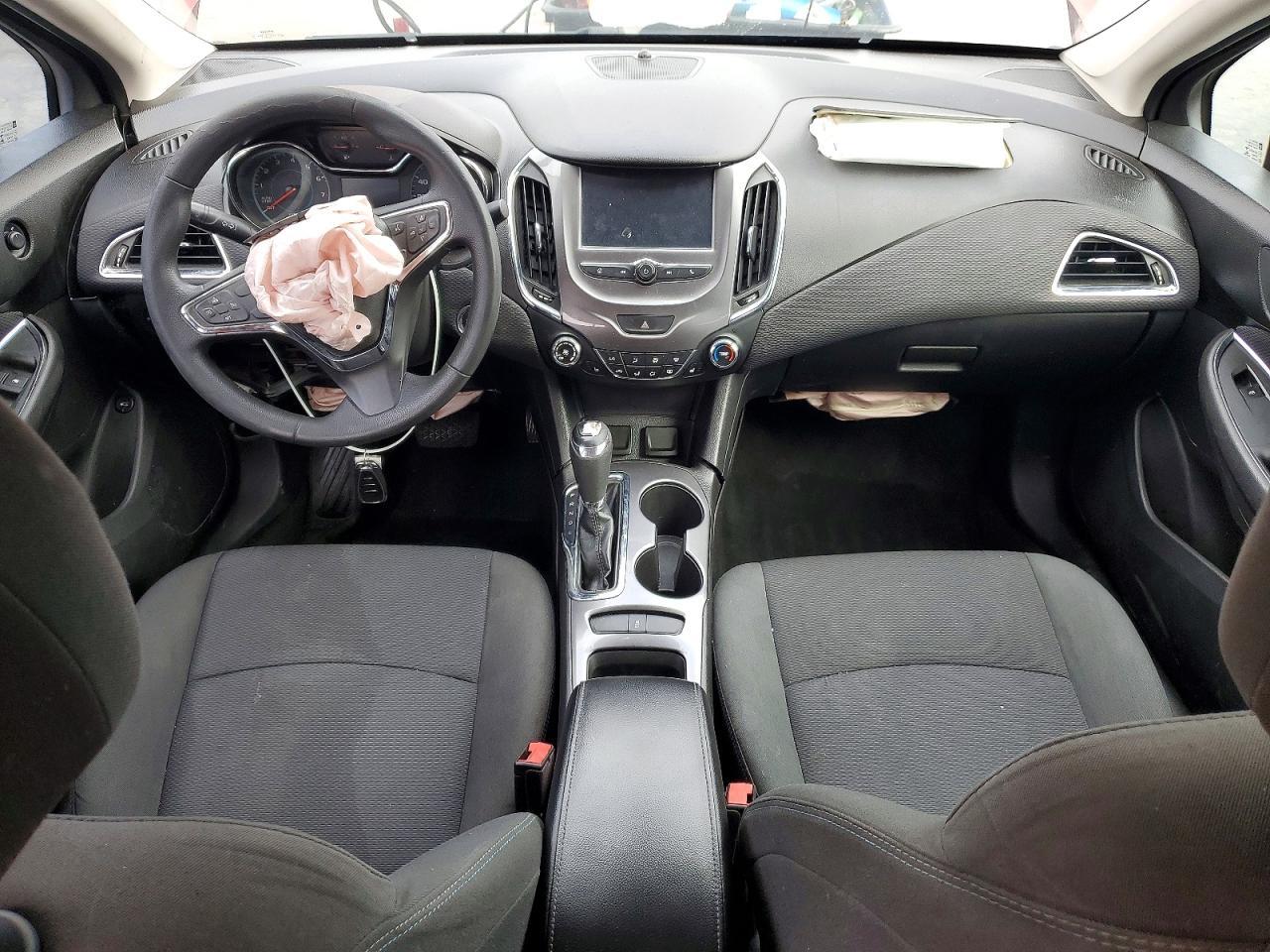 2018 Chevrolet Cruze Lt - zdjęcie 8