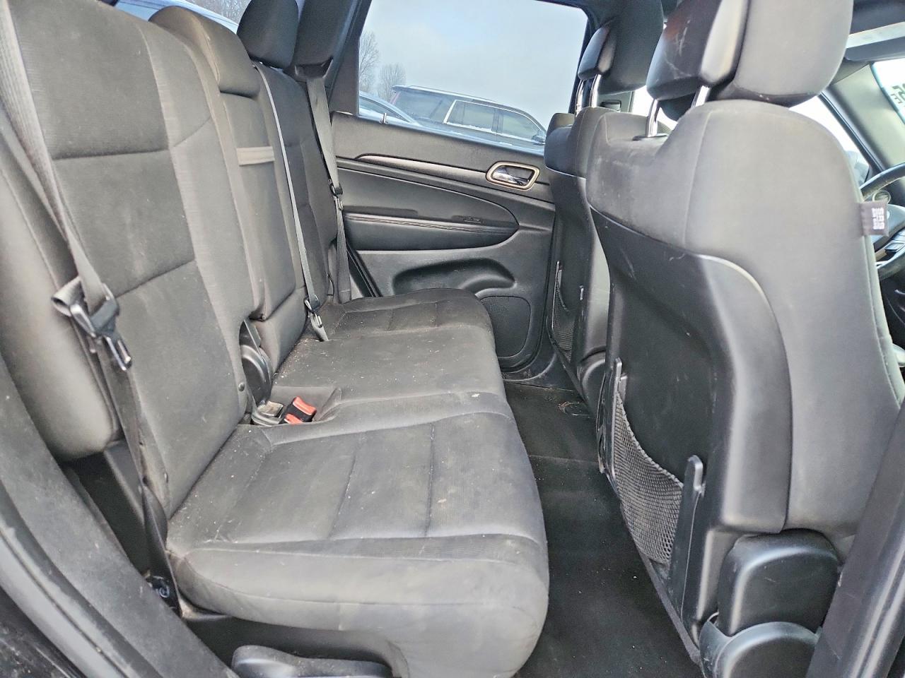 2015 Jeep Grand Cherokee Laredo - zdjęcie 11