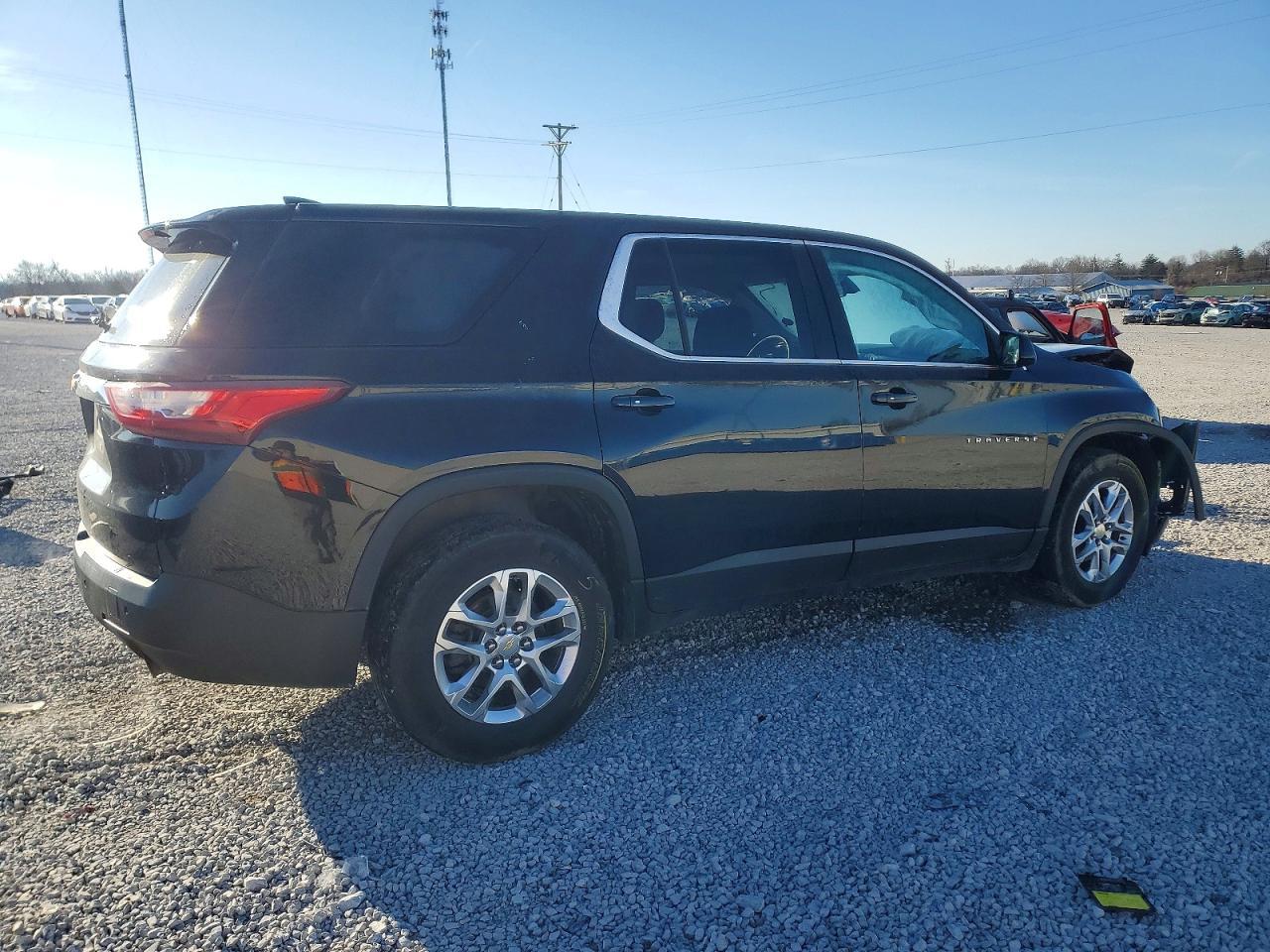 2019 Chevrolet Traverse Ls - zdjęcie 3