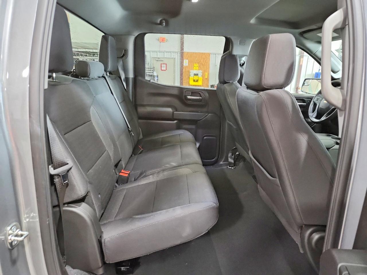 2026 Chevrolet Silverado K1500 Custom - zdjęcie 10