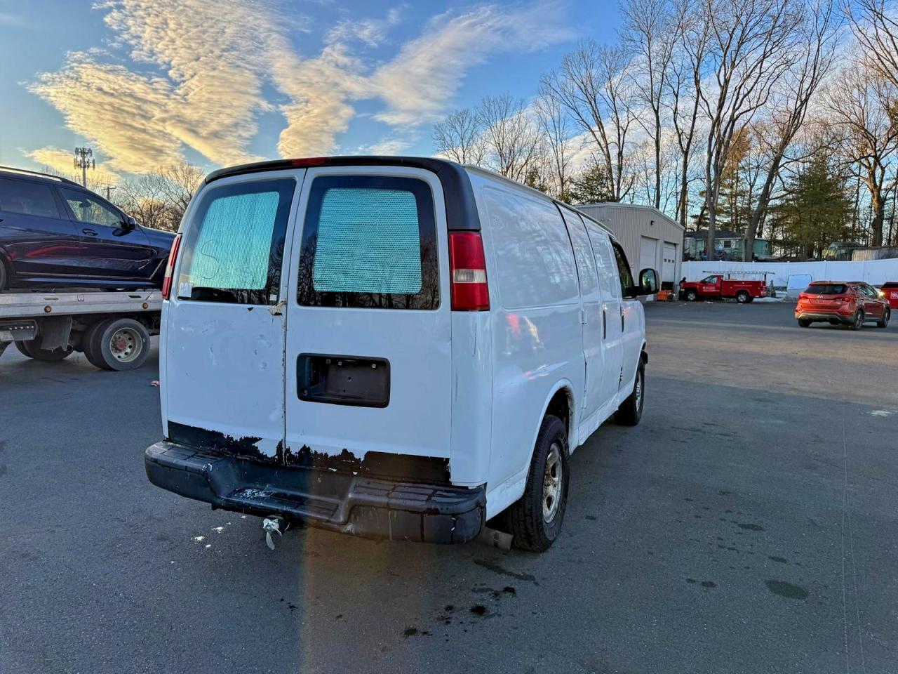2014 Chevrolet Express G2500 - zdjęcie 3