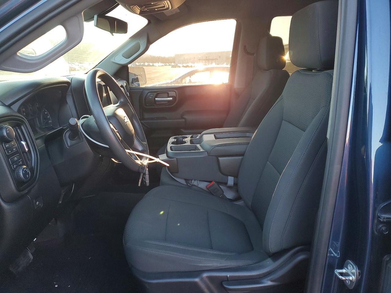 2020 Chevrolet Silverado K1500 Custom - zdjęcie 7