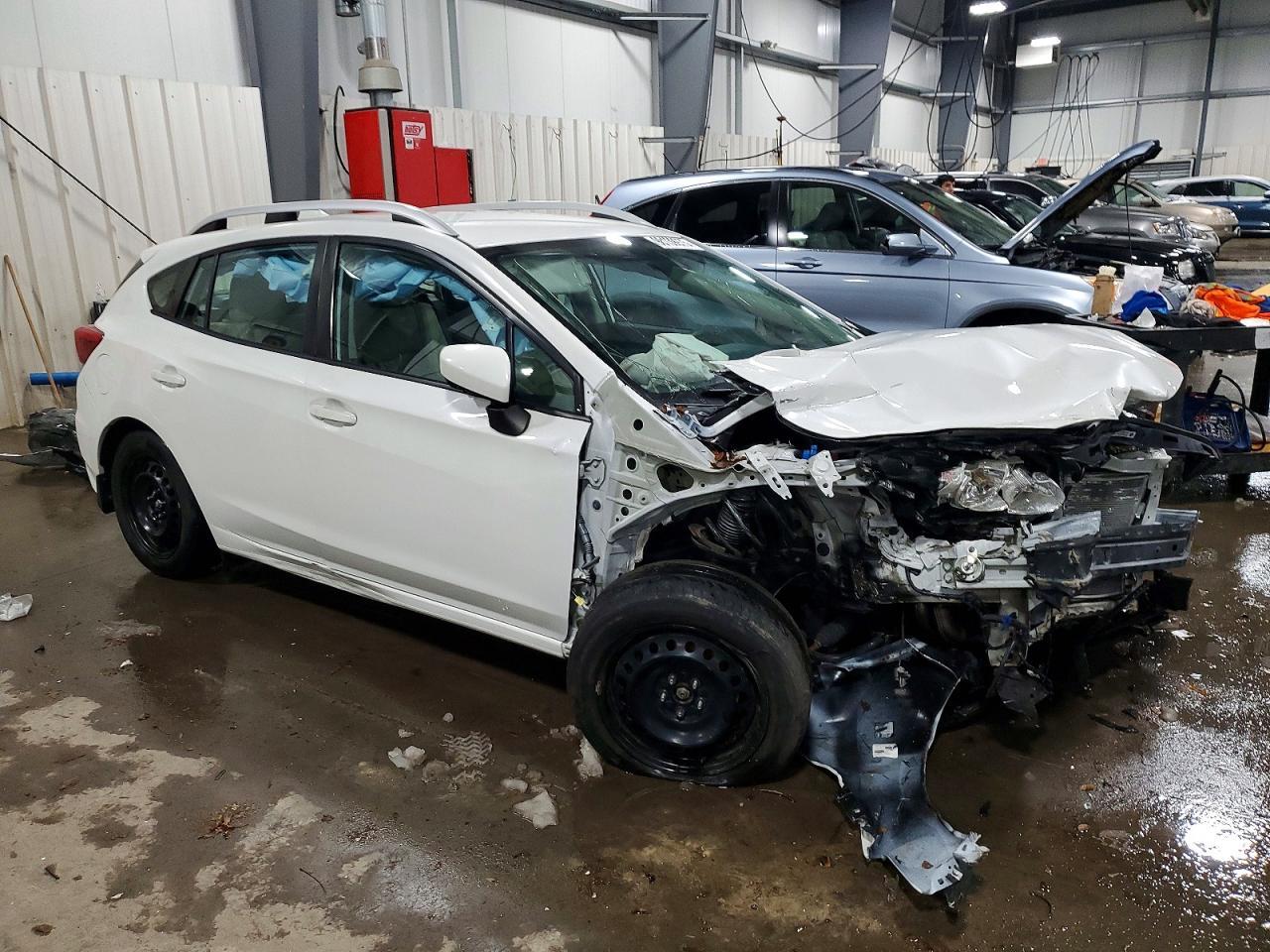 2017 Subaru Impreza Premium - zdjęcie 4