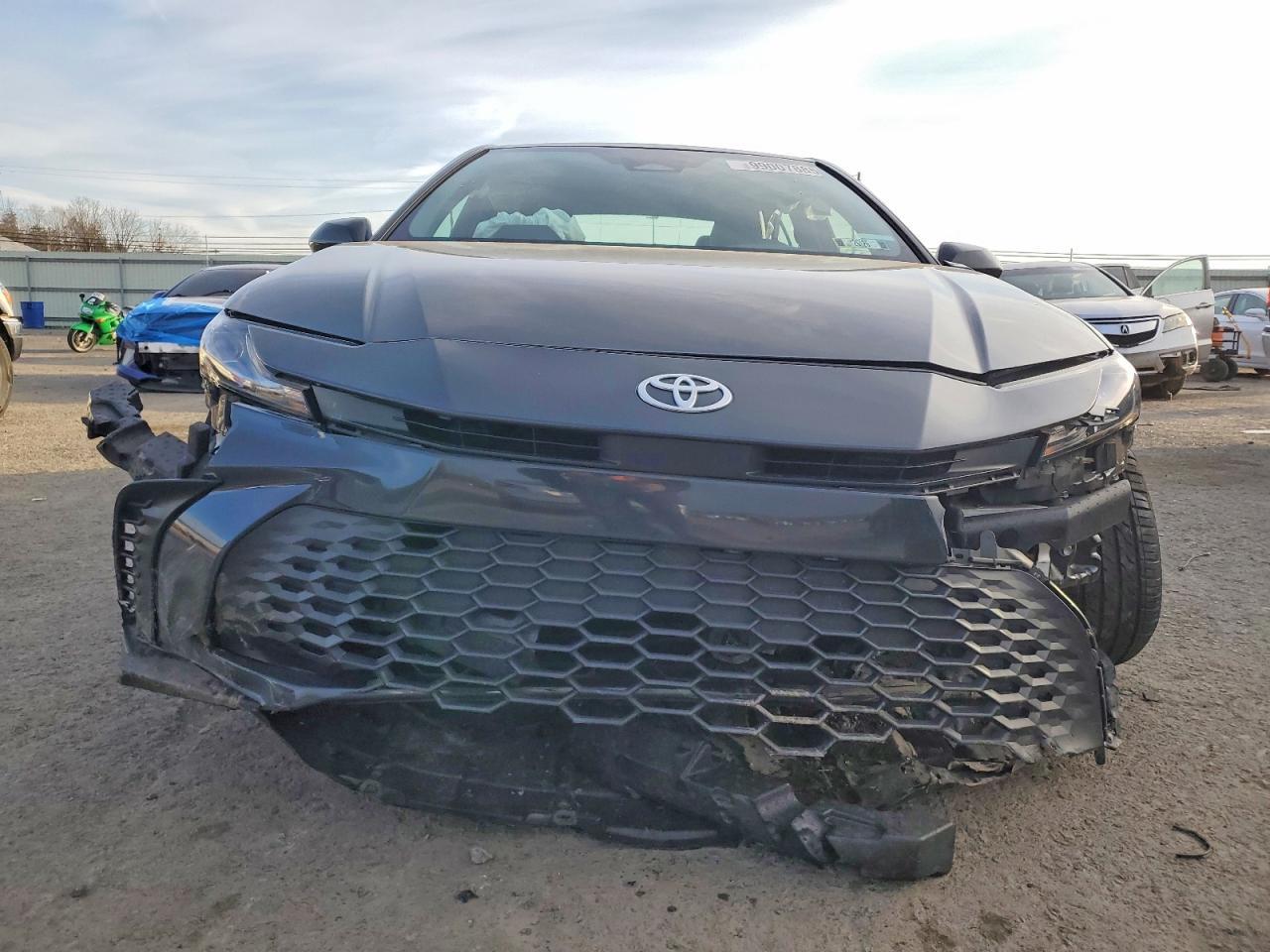 2025 Toyota Camry Xse - zdjęcie 5