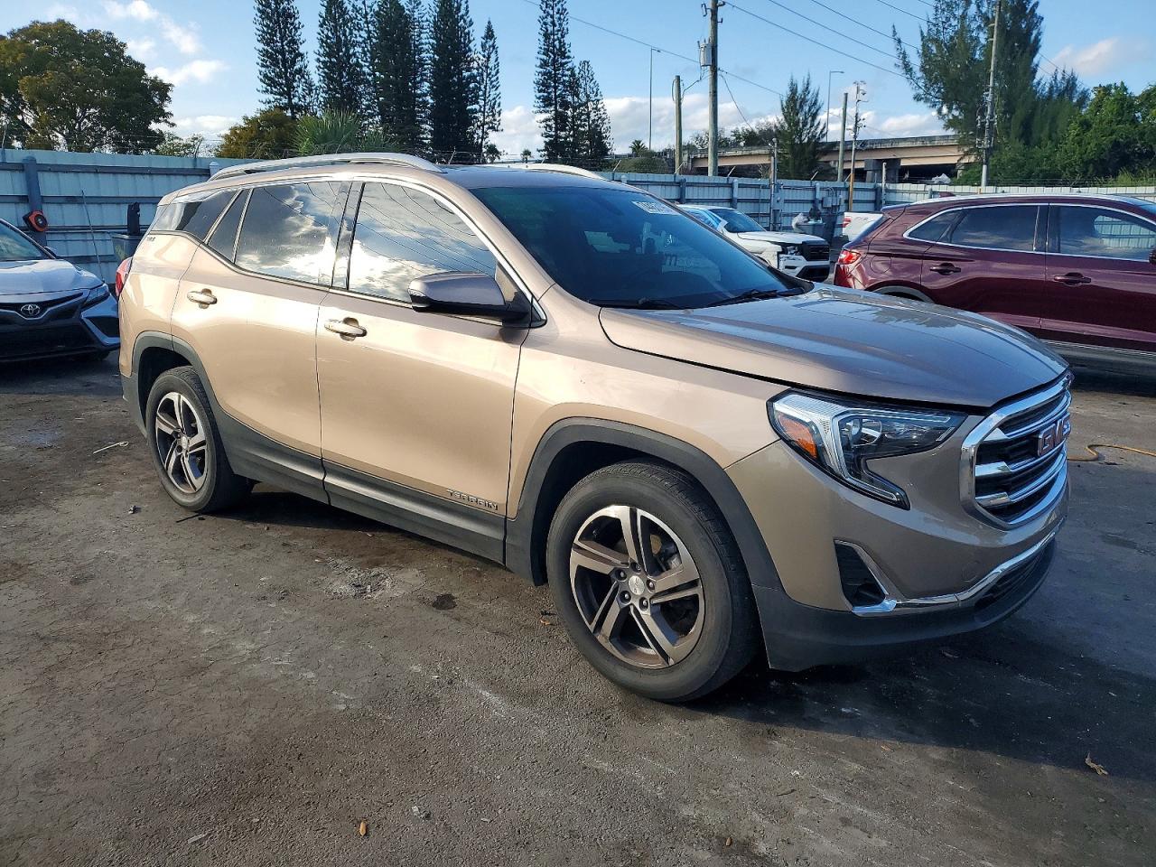 2018 GMC Terrain Slt - zdjęcie 4