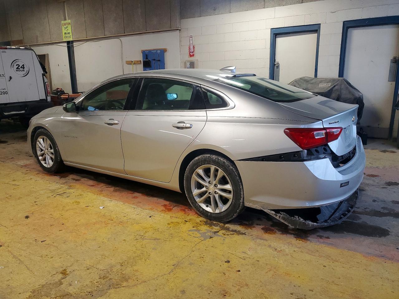 2016 Chevrolet Malibu Lt - zdjęcie 2