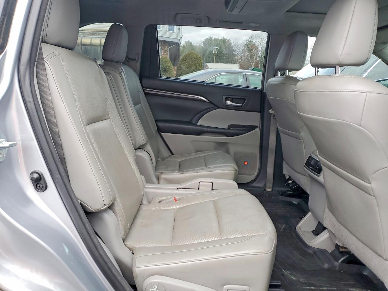 2015 Toyota Highlander Hybrid Limited - zdjęcie 11
