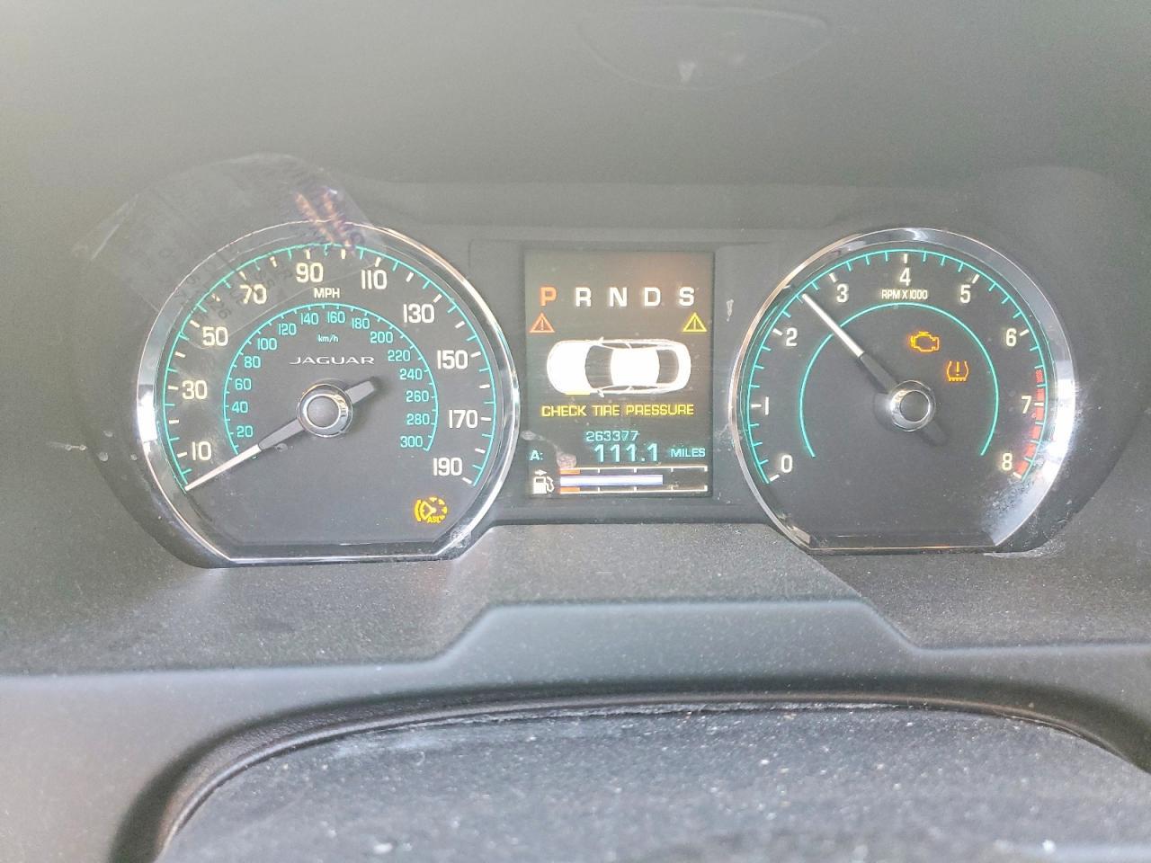 2014 Jaguar Xf - zdjęcie 9