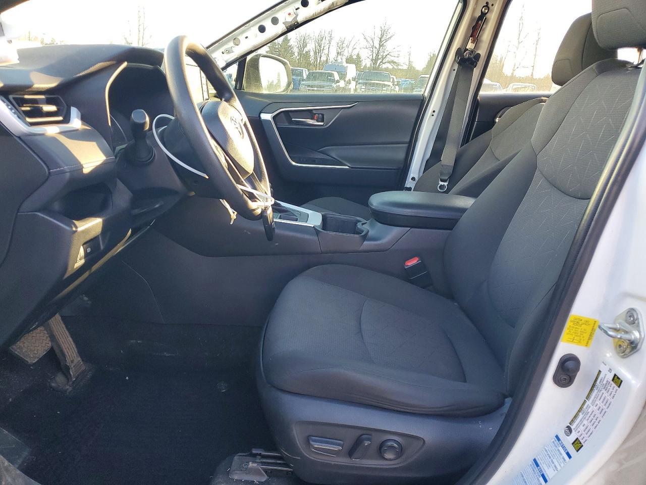 2022 Toyota Rav4 Xle - zdjęcie 7