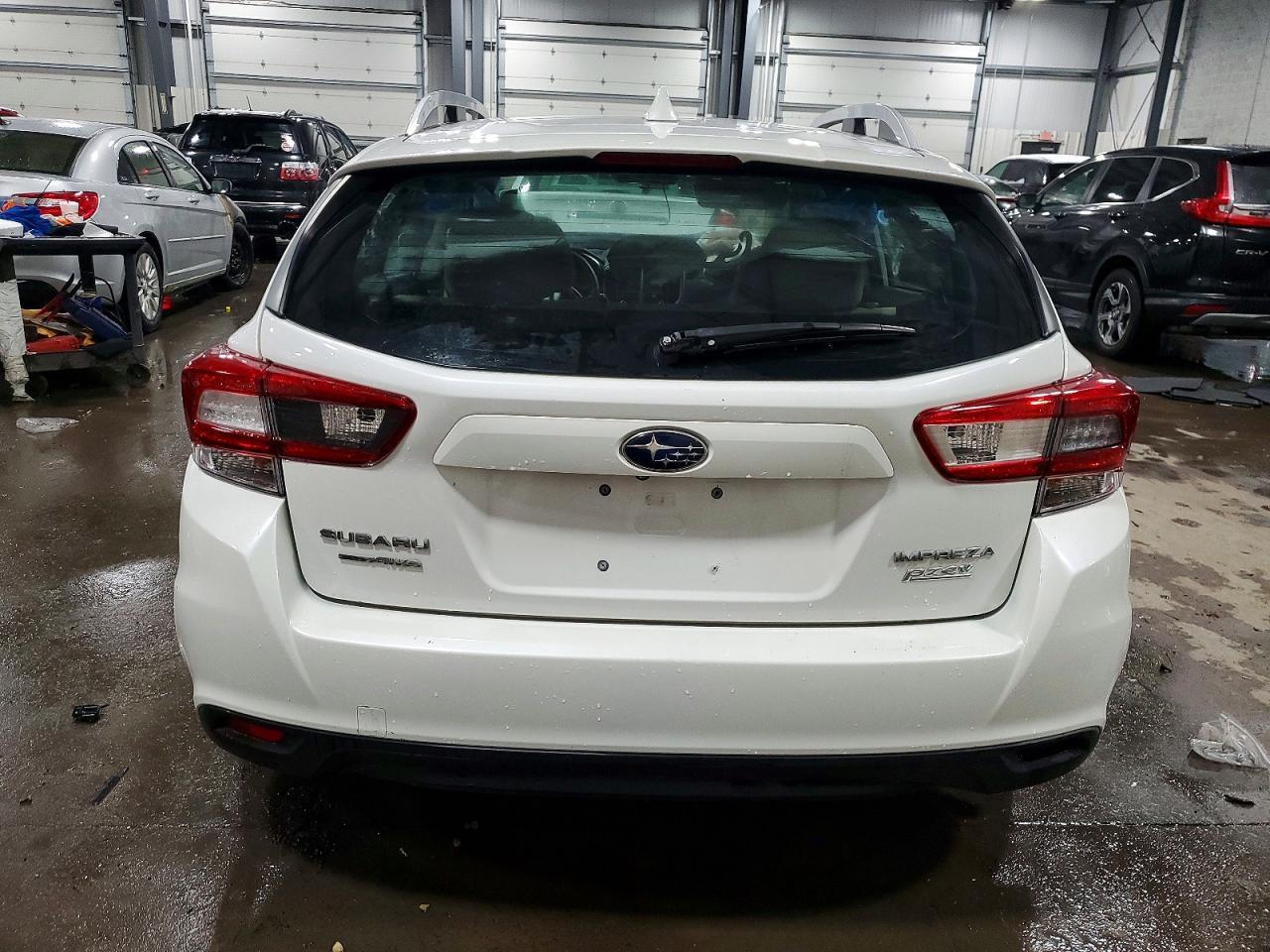 2017 Subaru Impreza Premium - zdjęcie 6