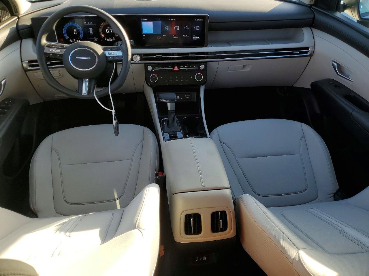 2025 Hyundai Tucson Sel - zdjęcie 8