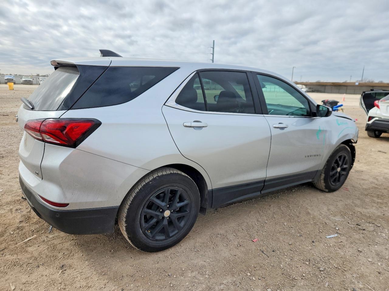 2022 Chevrolet Equinox Lt - zdjęcie 3