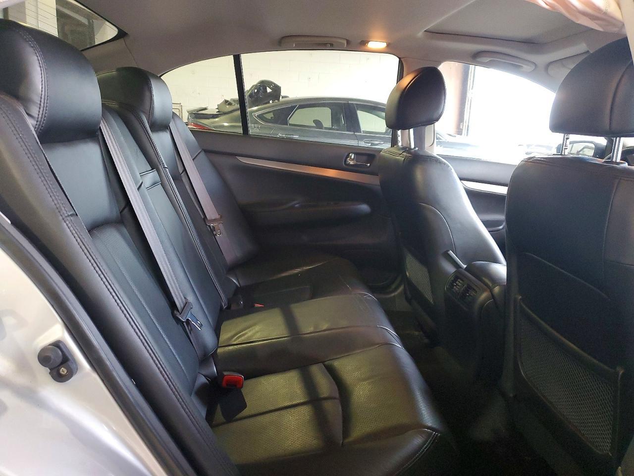 2013 Infiniti G37 Sedan X - zdjęcie 10