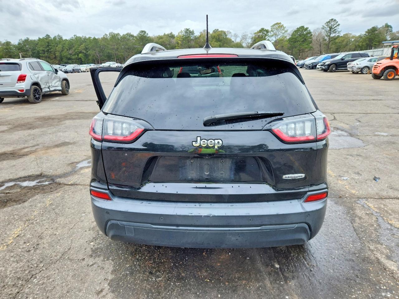 2019 Jeep Cherokee Latitude Plus - zdjęcie 6