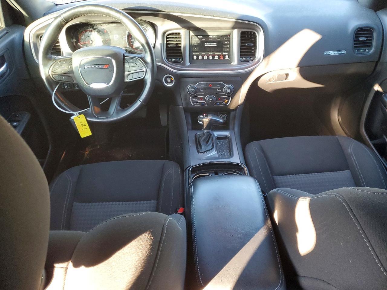 2021 Dodge Charger Sxt - zdjęcie 8