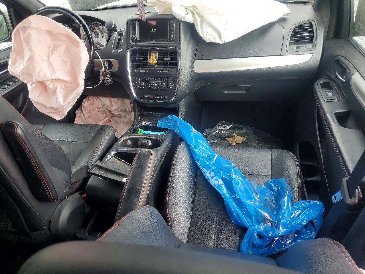 2017 Dodge Grand Caravan Gt - zdjęcie 8