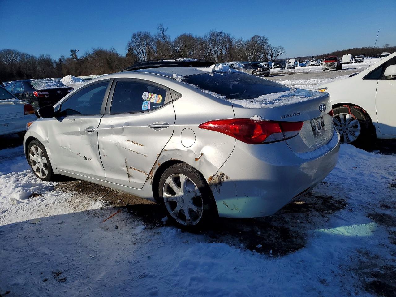 2013 Hyundai Elantra Gls - zdjęcie 2