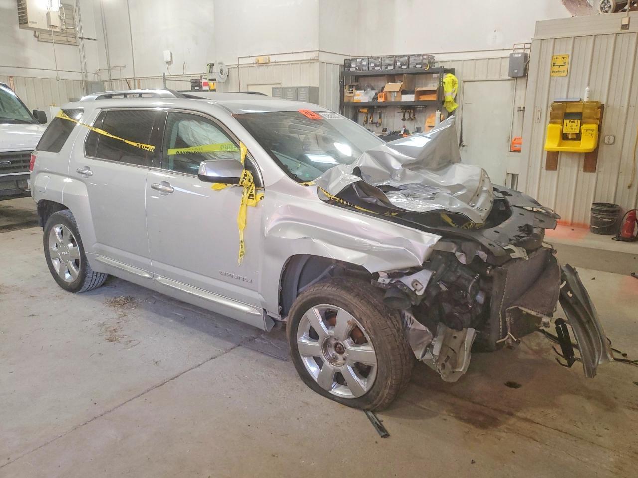 2015 GMC Terrain Denali - zdjęcie 4