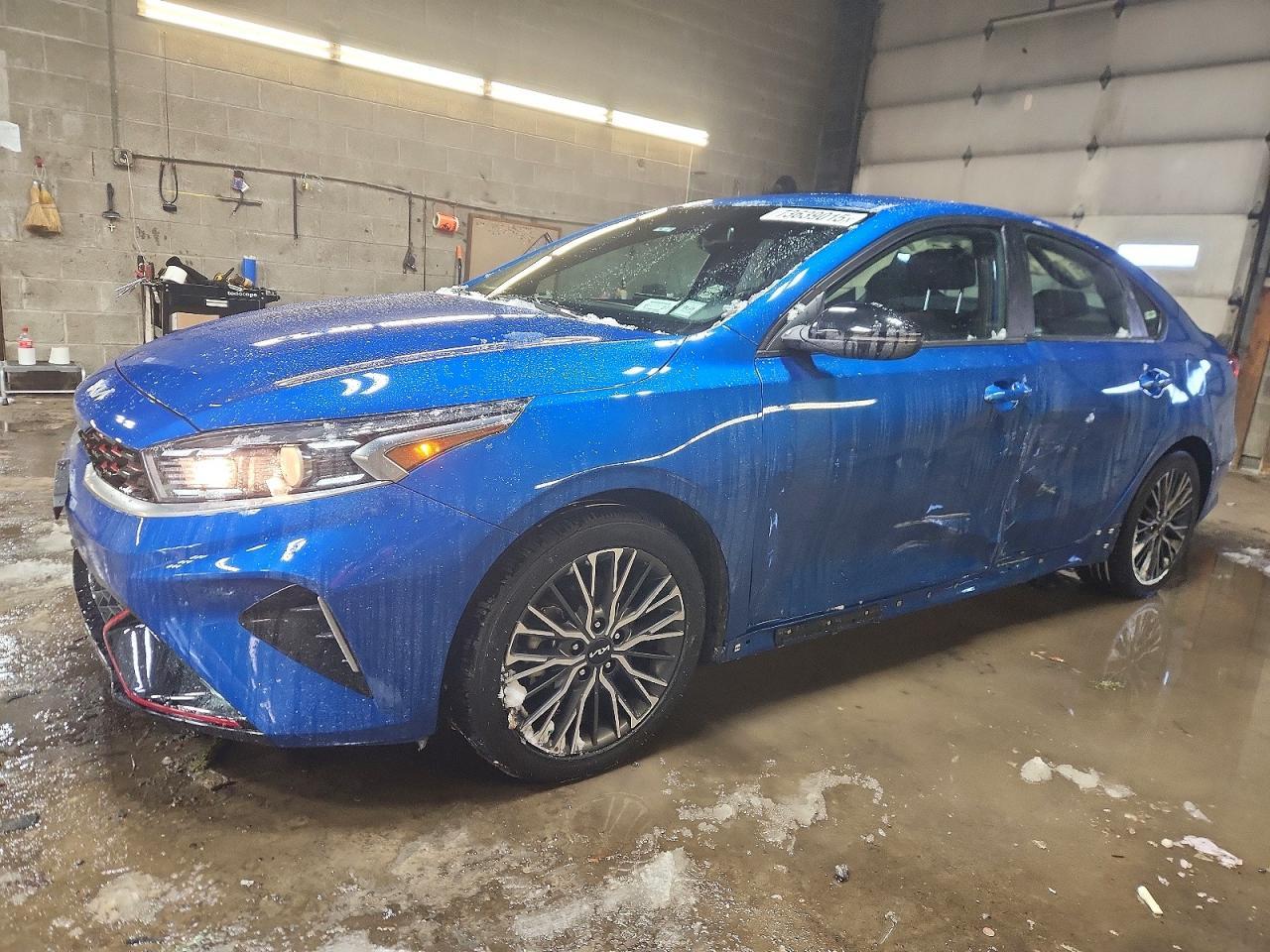 2023 Kia Forte Gt Line - zdjęcie główne