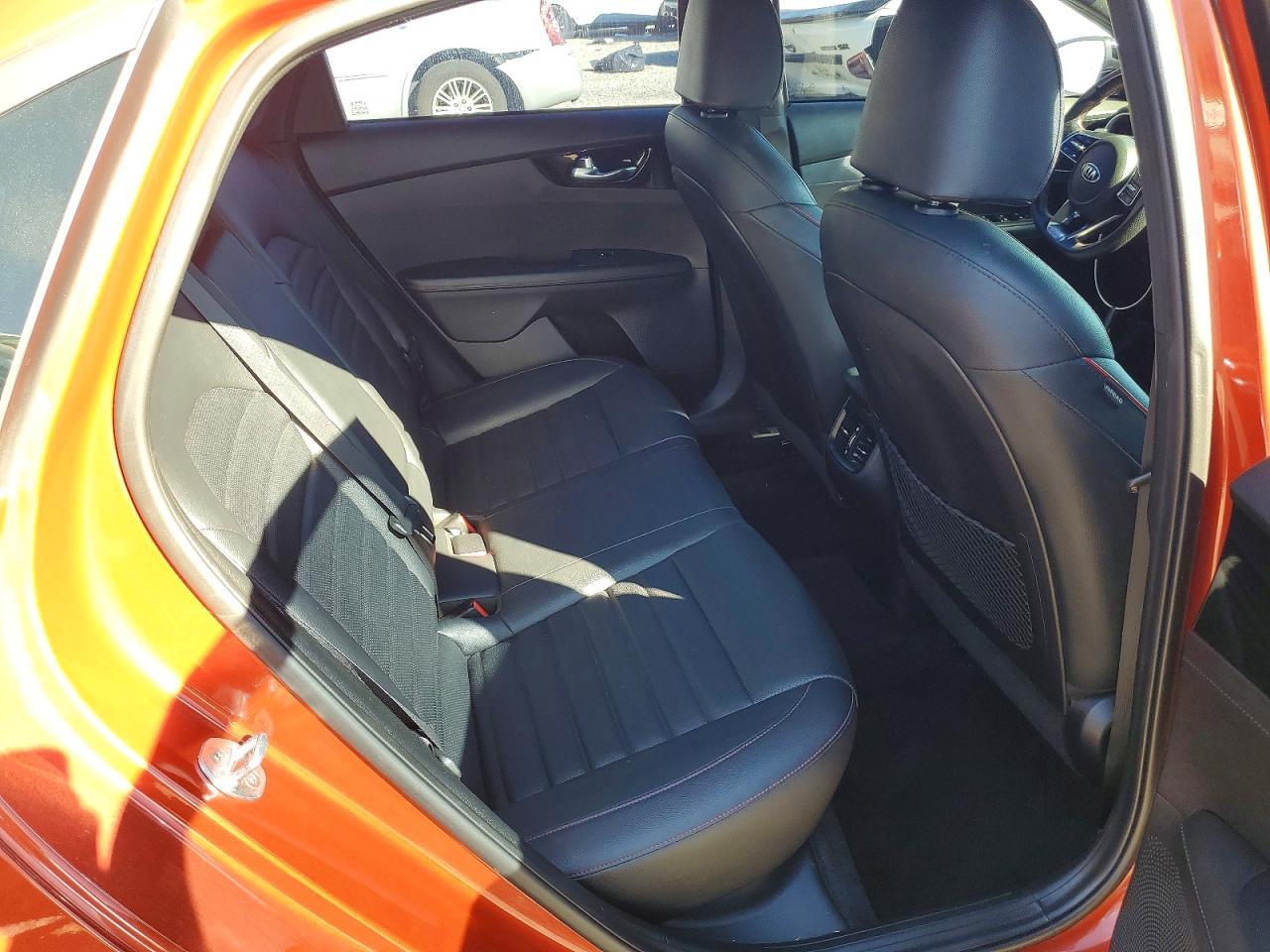 2020 Kia Forte Gt - zdjęcie 10