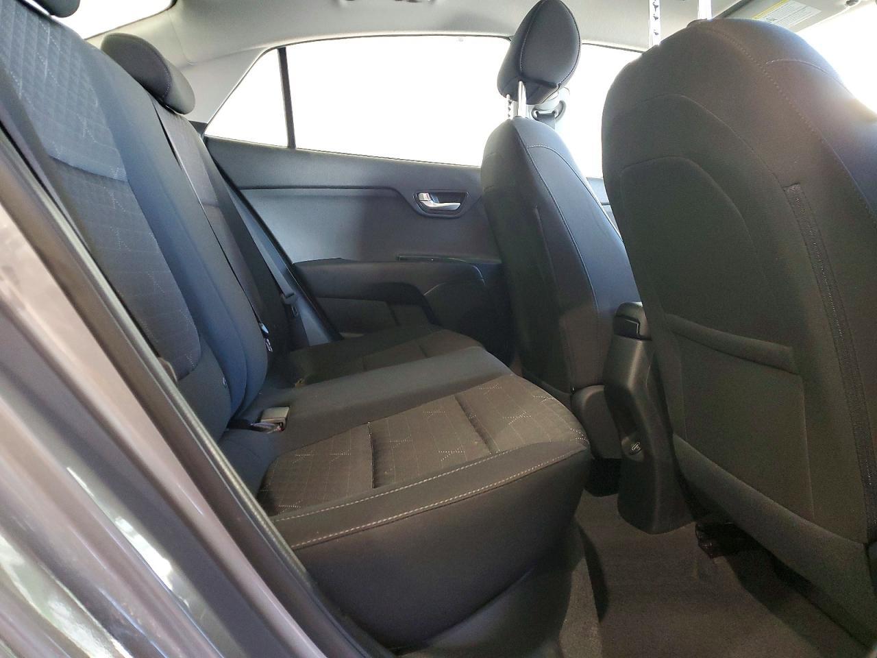 2023 Kia Rio Lx - zdjęcie 10