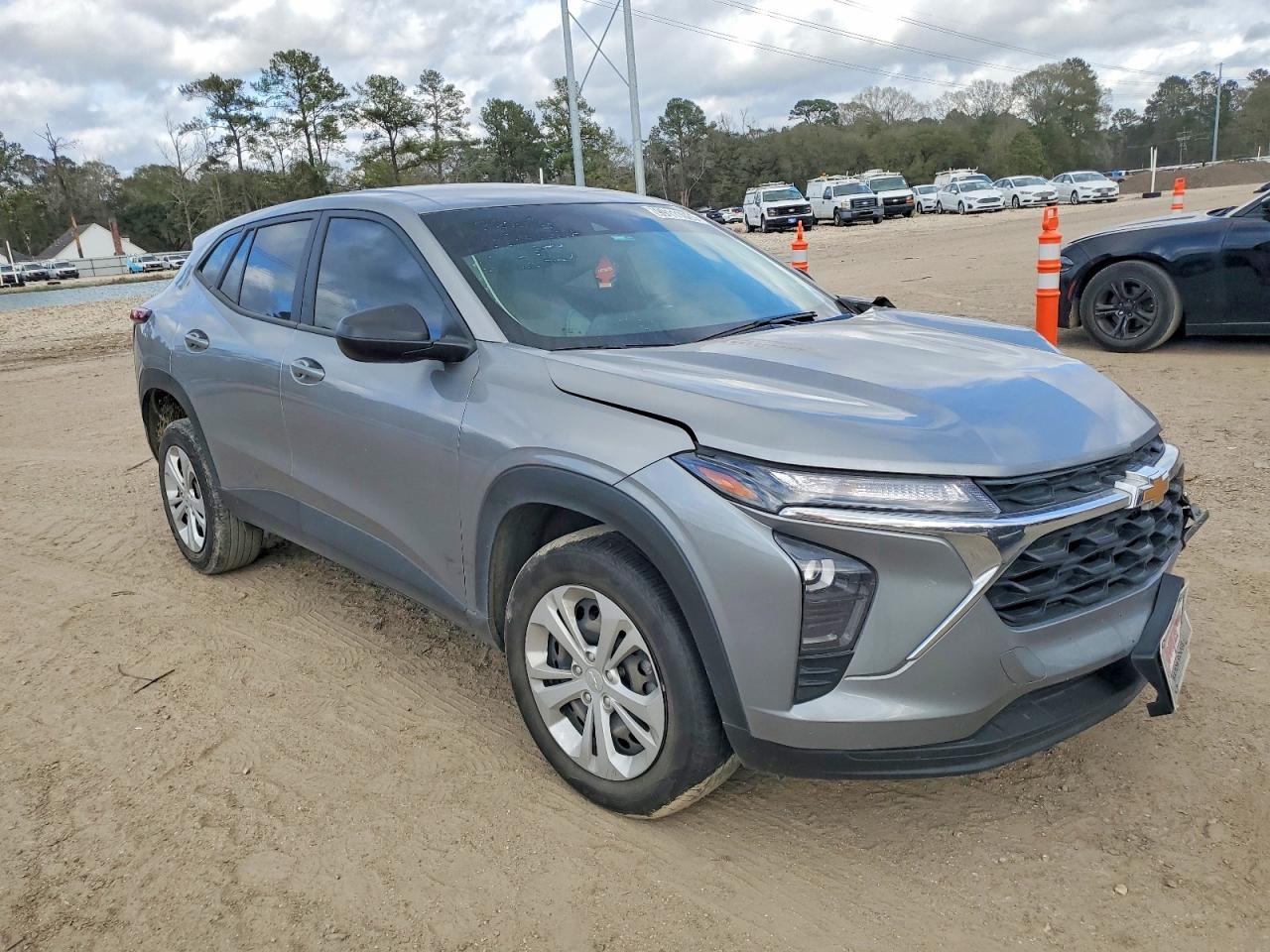 2024 Chevrolet Trax Ls - zdjęcie 4