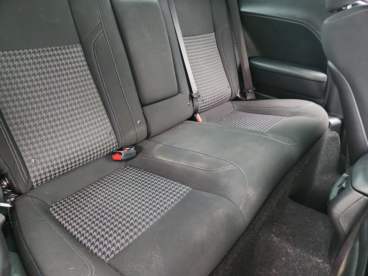 2019 Dodge Challenger Sxt - zdjęcie 10