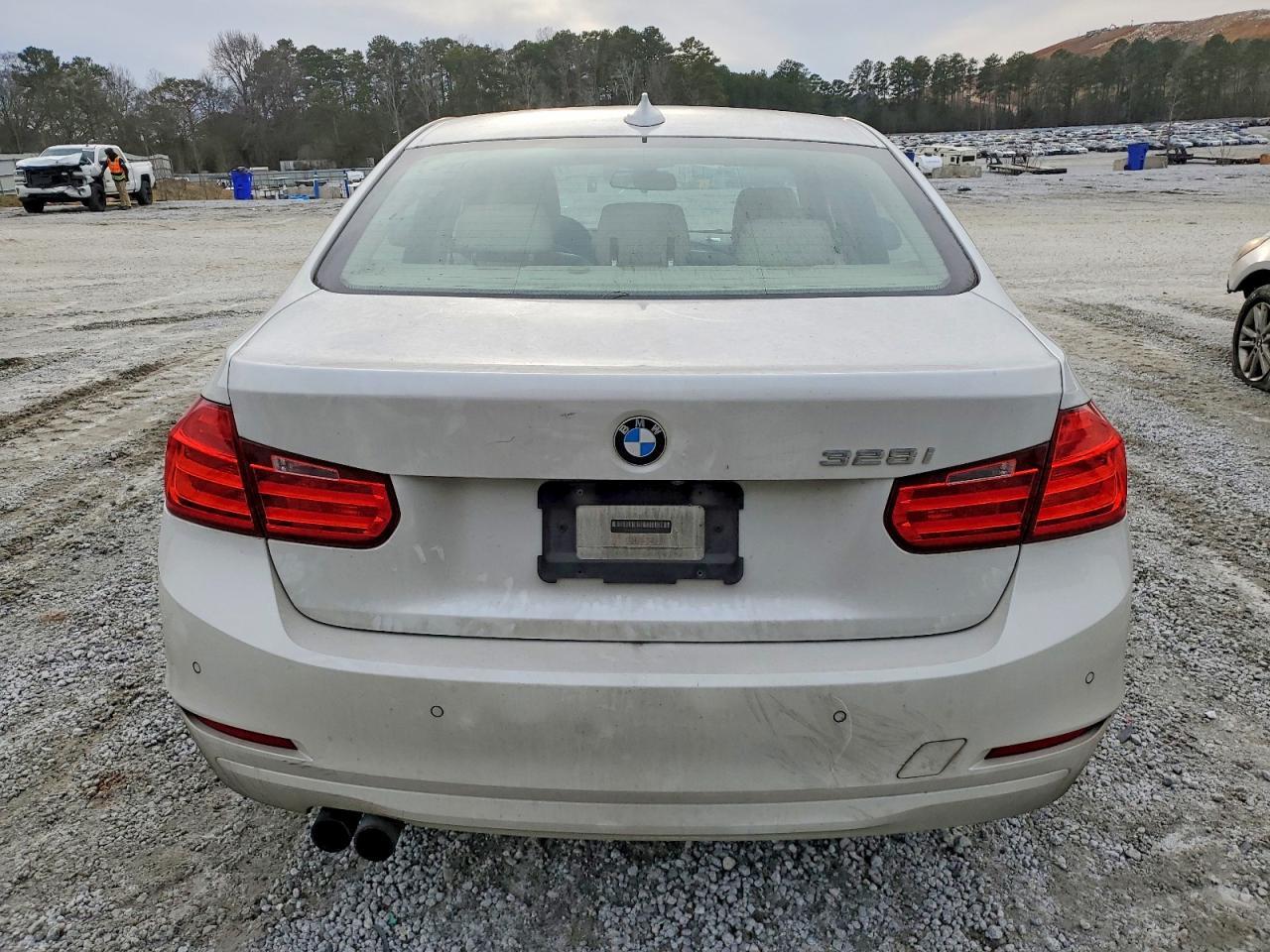 2014 BMW 328 I - zdjęcie 6