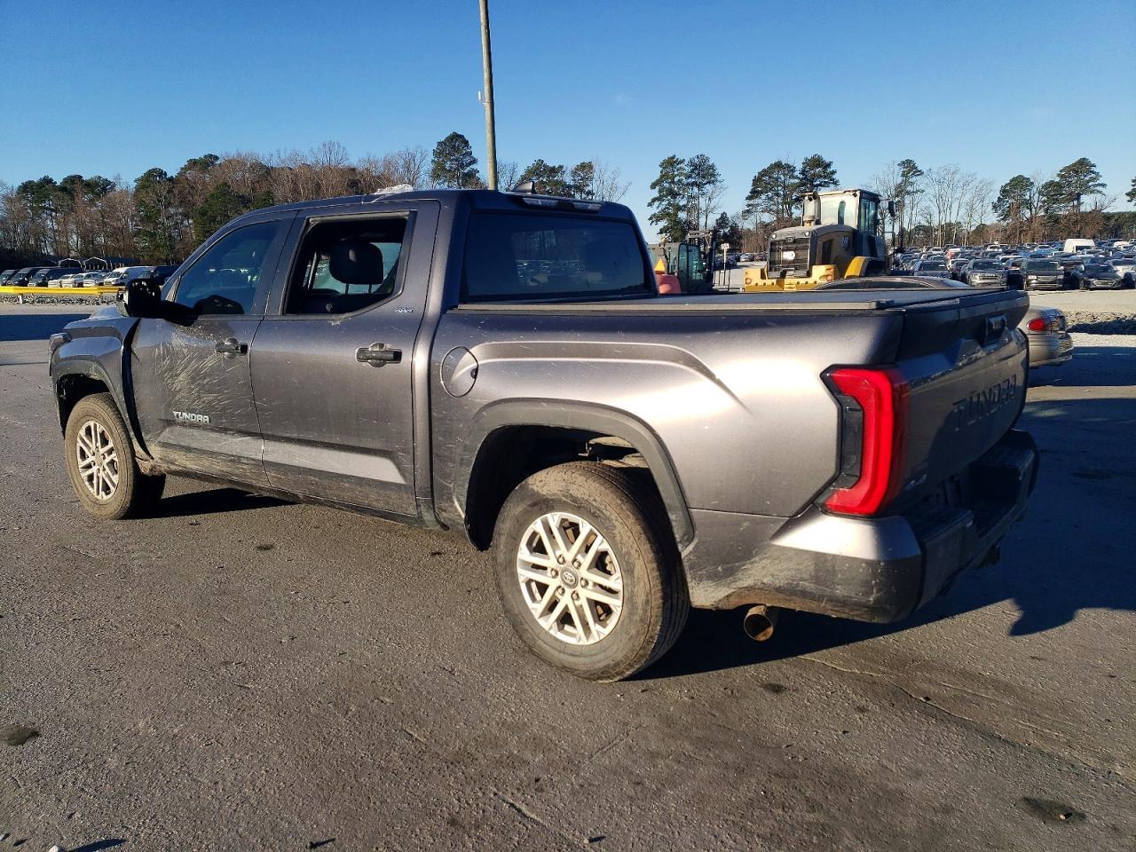 2025 Toyota Tundra Crewmax Sr - zdjęcie 2