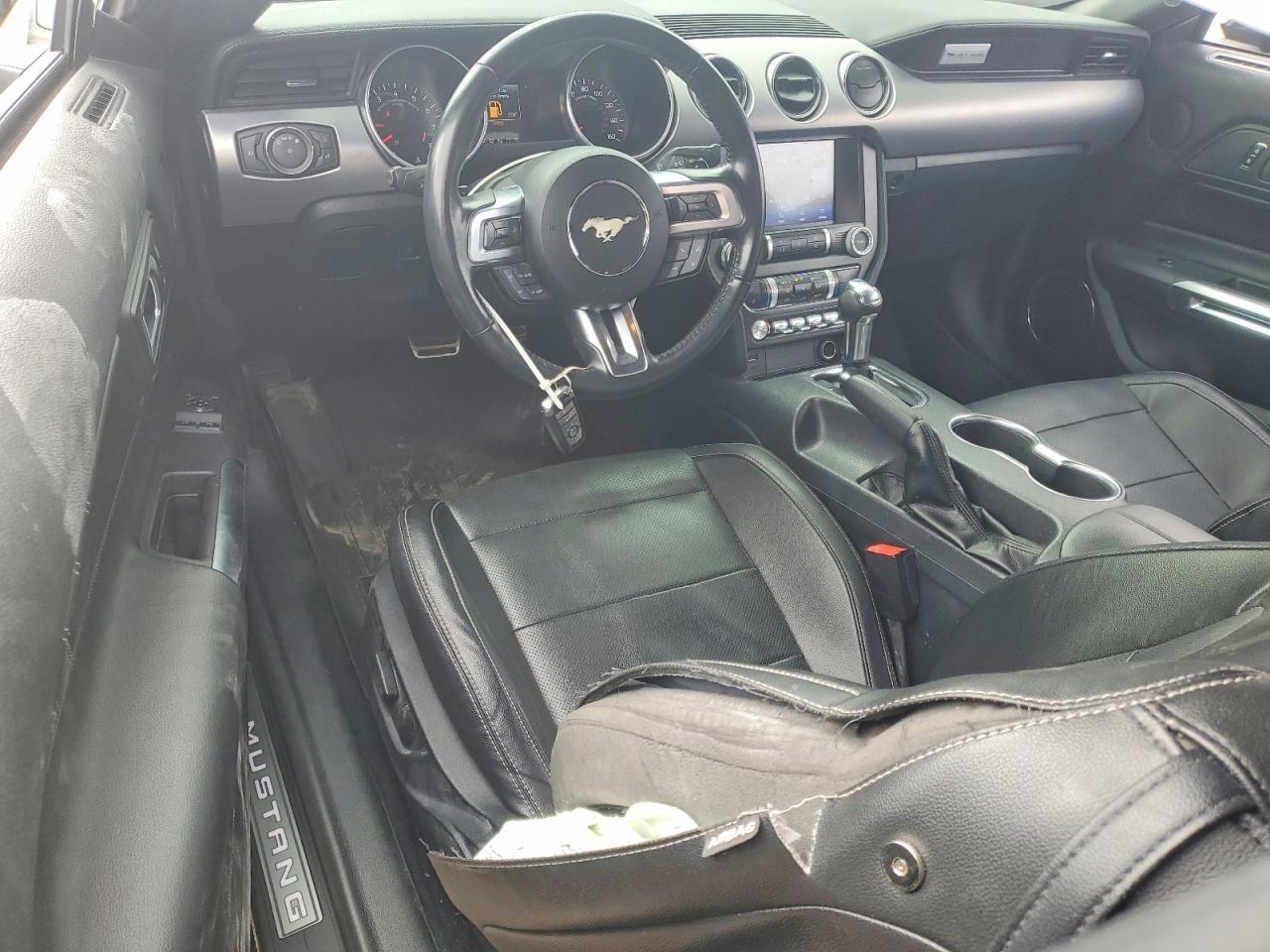 2022 Ford Mustang Gt - zdjęcie 8