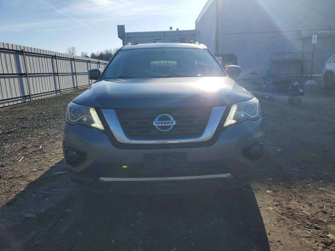 2017 Nissan Pathfinder S - zdjęcie 5