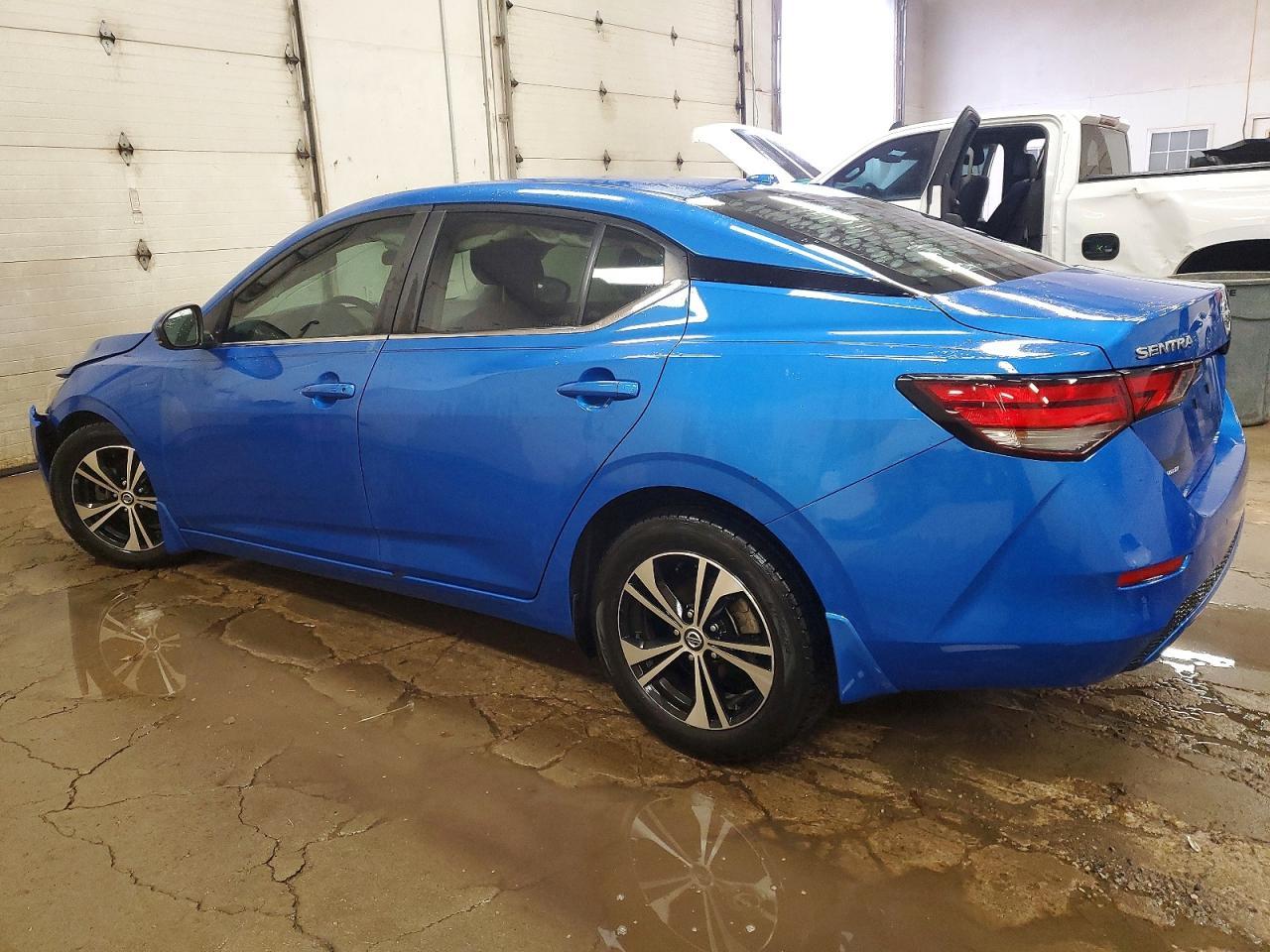 2020 Nissan Sentra Sv - zdjęcie 2