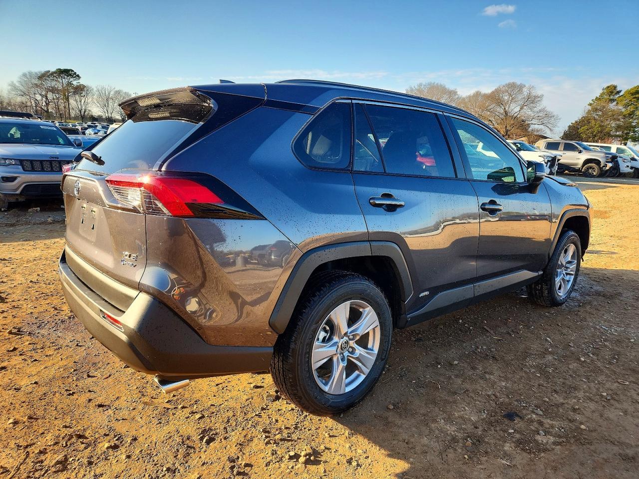 2025 Toyota Rav4 Xle - zdjęcie 3